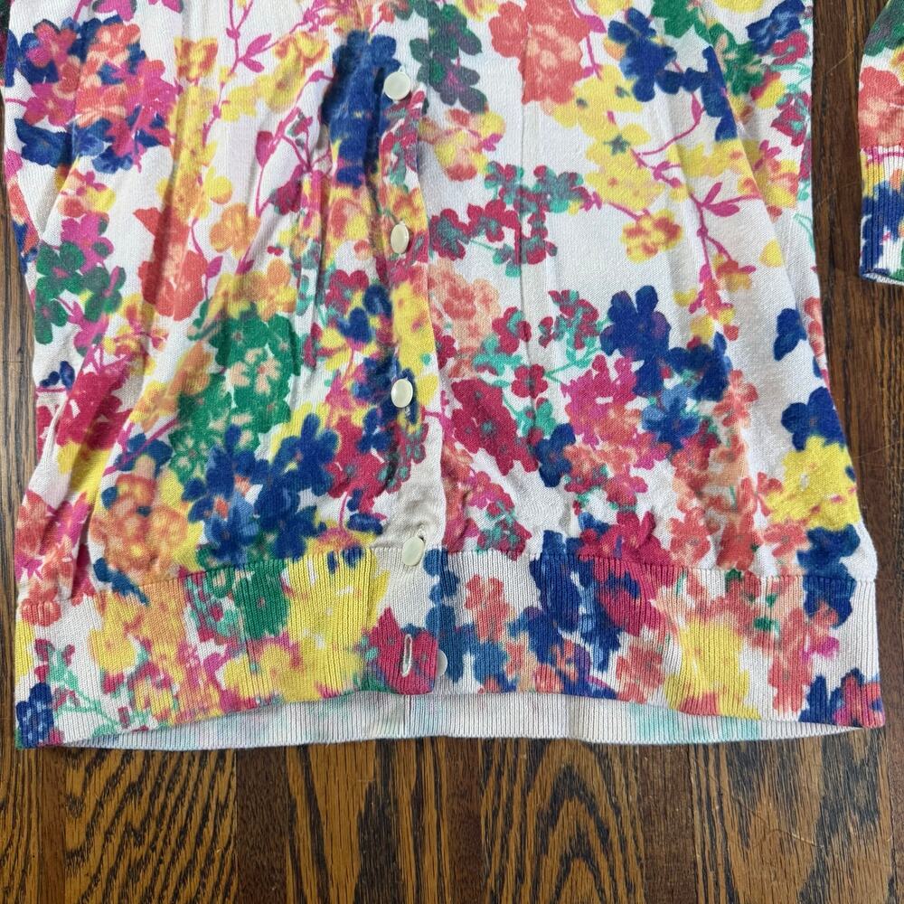 Talbots Womens’s Light Floral Fitted Cardigan Sweater Button Up 3/4 Sleeve Sz P - Picture 3 of 7